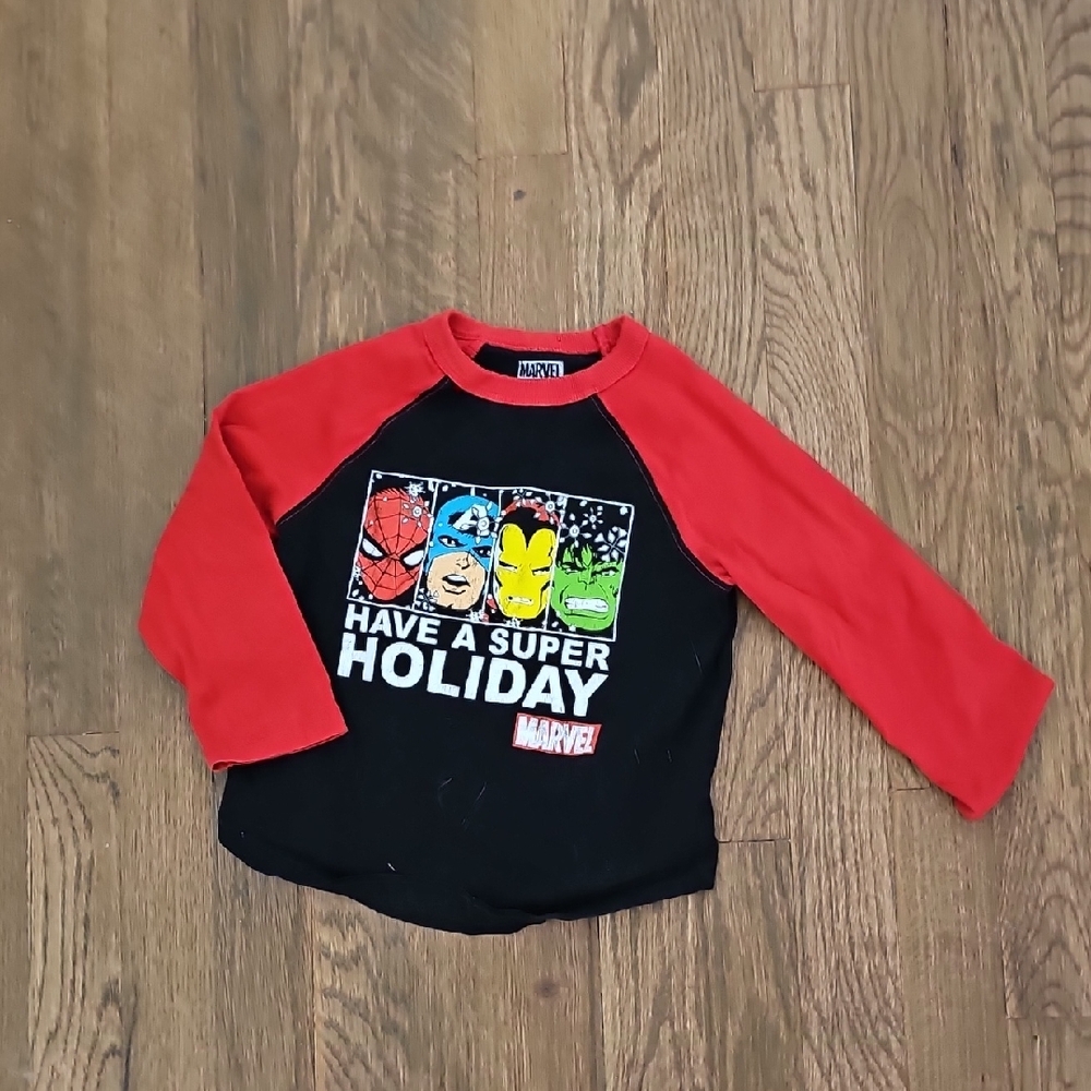 Marvel Black & Red Sz 3 Holiday Hulk Spiderman Iron Man Graphic Tee Super Hero